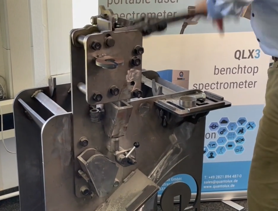 crushing the slag sample manually